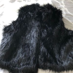 Never worn. Black Forever 21 Faux fur vest